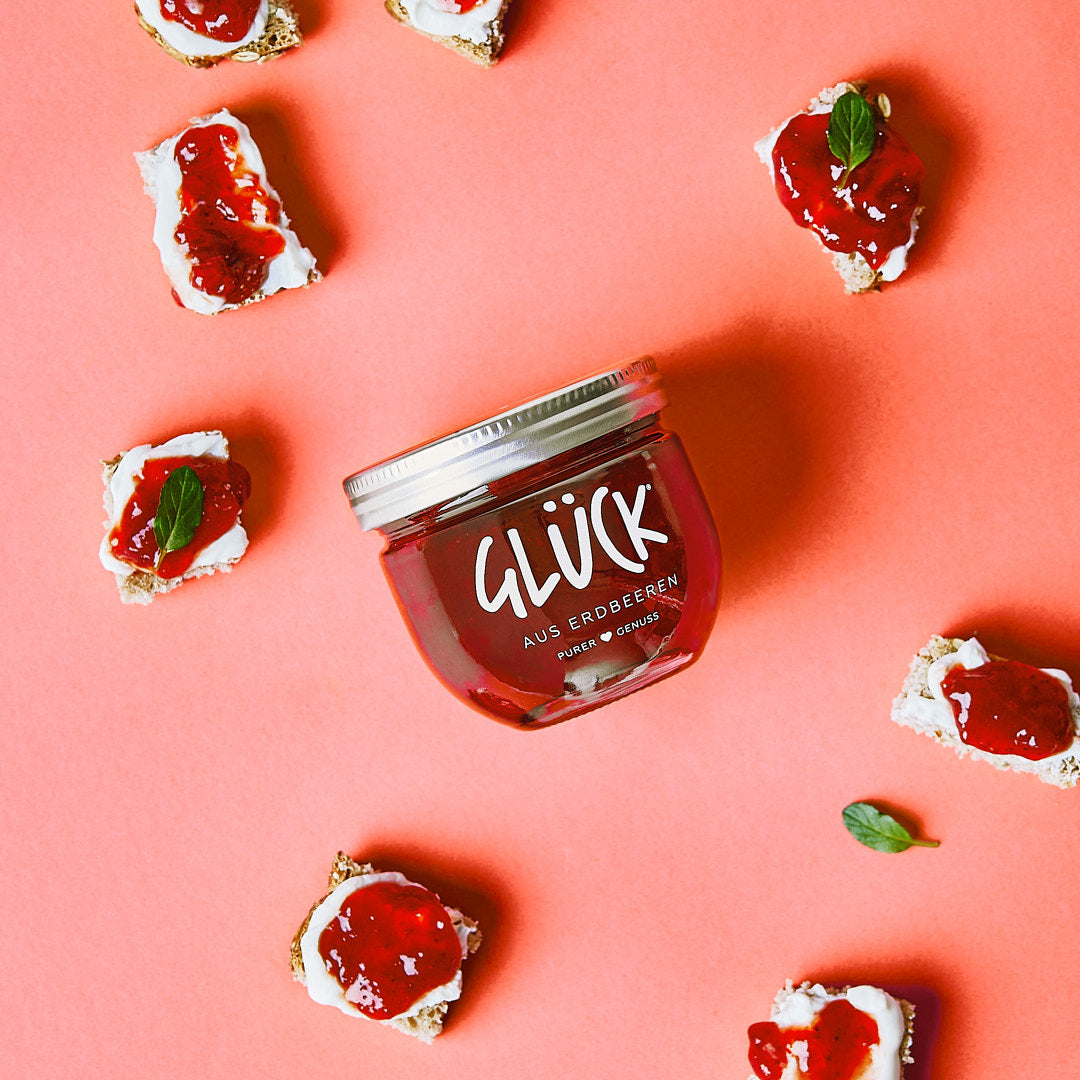 GLÜCK aus Erdbeeren