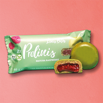 Matcha Raspberry Pralinis